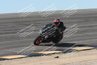 media/Oct-13-2025-Moto Forza (Mon) [[a66d839500]]/3-B Group/Session 2 (Bowl)/